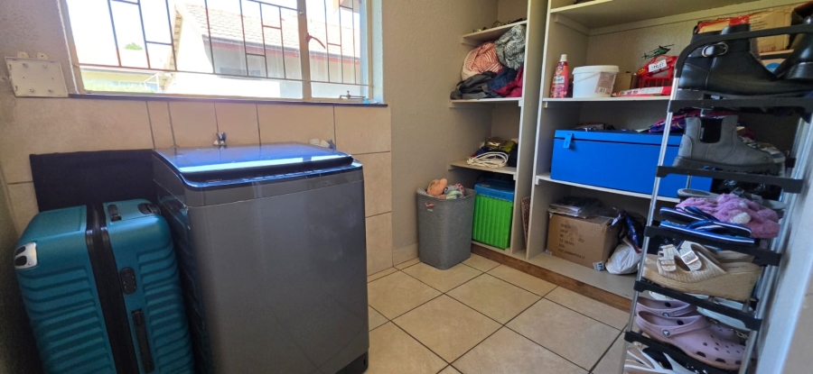 3 Bedroom Property for Sale in Elandia North West
